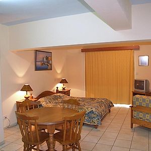 Family Studio